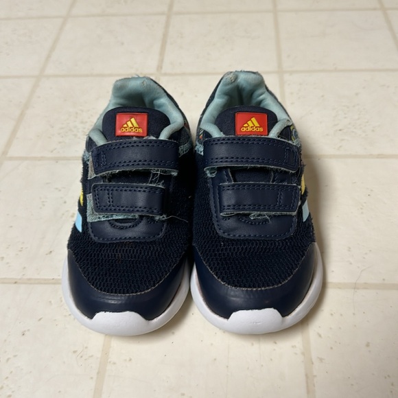 Size 8 Adidas Sneakers Blue - Picture 2 of 8